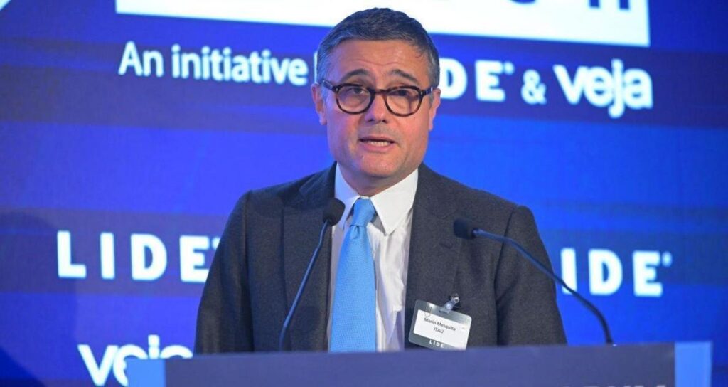 Selic a 15%: Banco Central Consolida Controle Das Expectativas