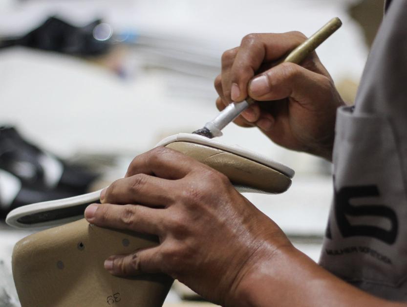 Calçadista Gaúcha Anuncia Falência Com Dívidas de R$ 18,3 Milhões