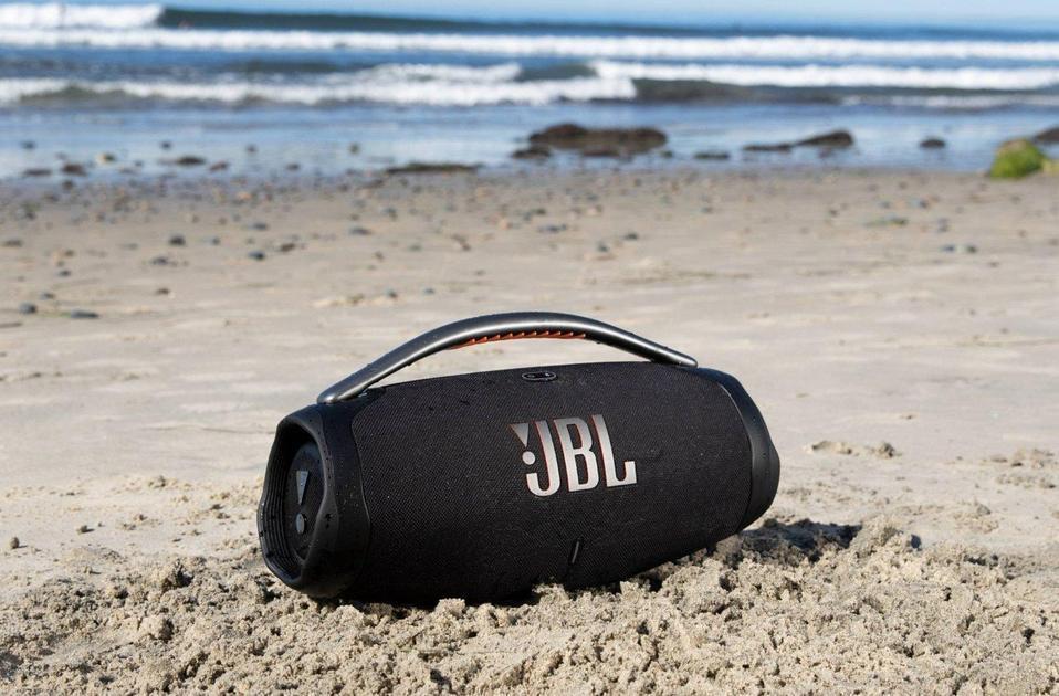 Brasil Como Peça-Chave Na Produção Global De Fones JBL Gamer
