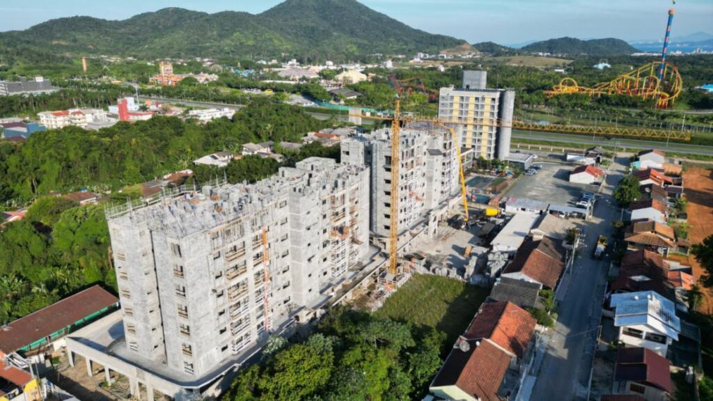 Crescimento Sustentável no Mercado Imobiliário Catarinense