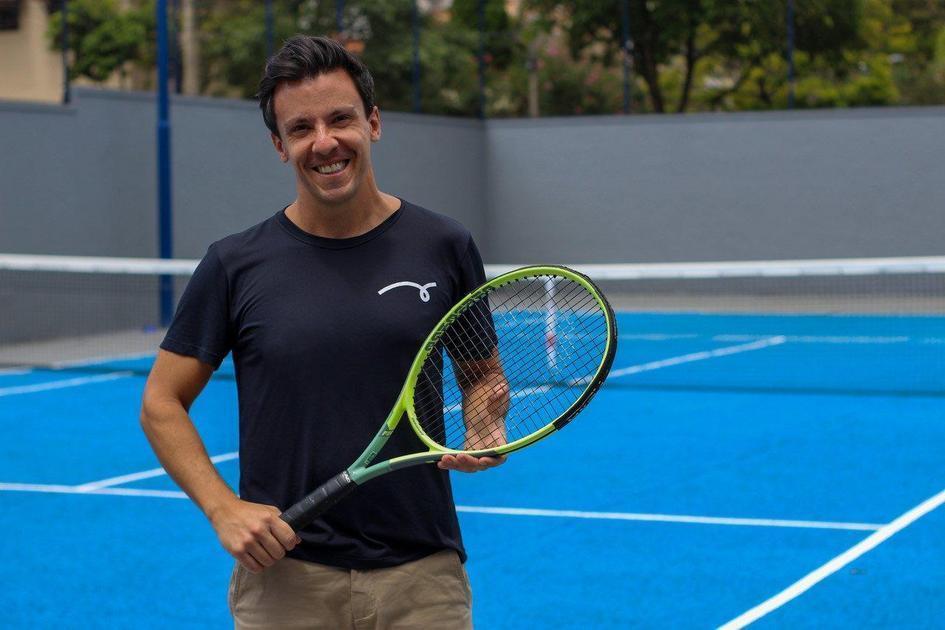 Superando a Gagueira: Liderança e Sucesso no Esporte e Negócios