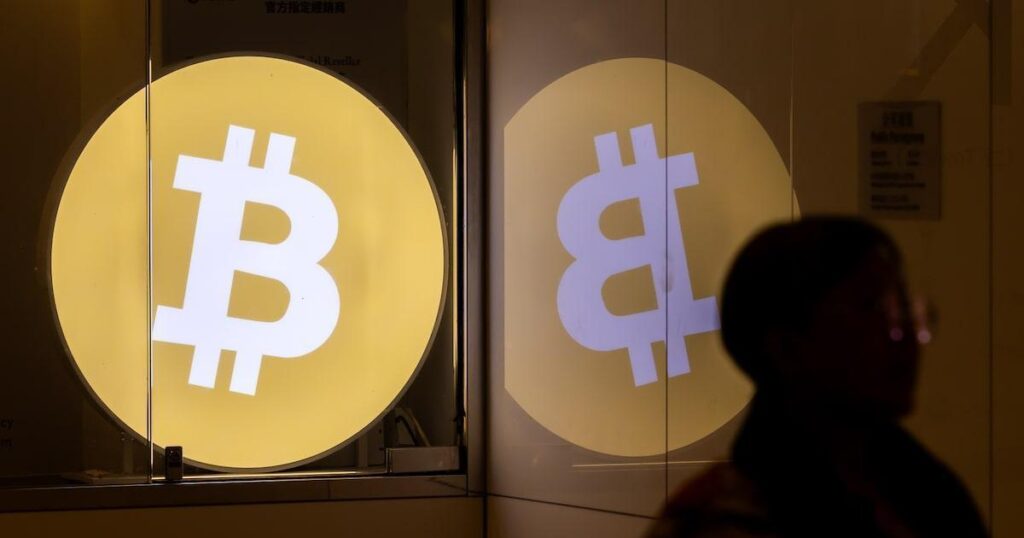 Crash No Mercado Cripto Marca Perda De US$ 1 Trilhão Desde O Pico