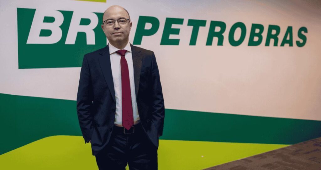 Petrobras PETR4: Por Que Não Haverá Dividendo Extraordinário em Breve