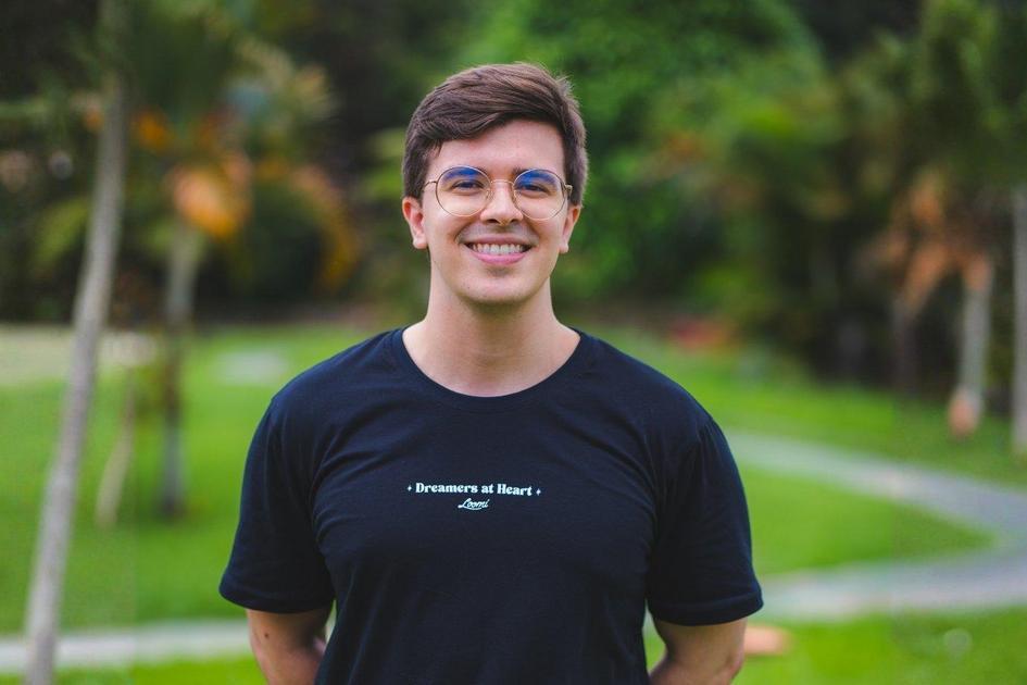 Jovem Brasileiro Revoluciona Negócios Com Inteligência Artificial