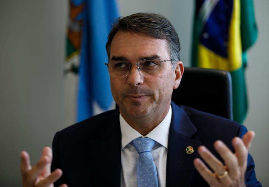 Queda Da Bolsa E Aumento Do Dólar No Efeito Flávio Bolsonaro