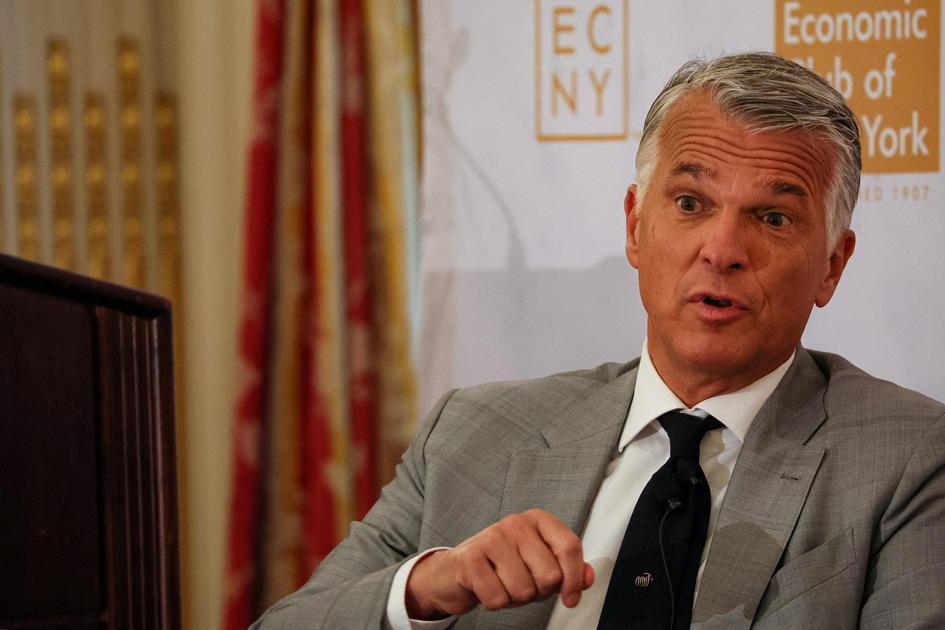CEO Do UBS Planeja Deixar Cargo Em Abril De 2027