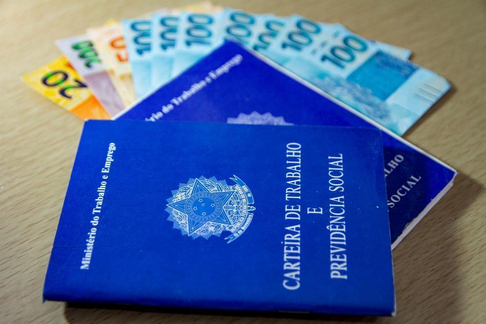 Novo Salário Mínimo De R$ 1.621 Entra Em Vigor