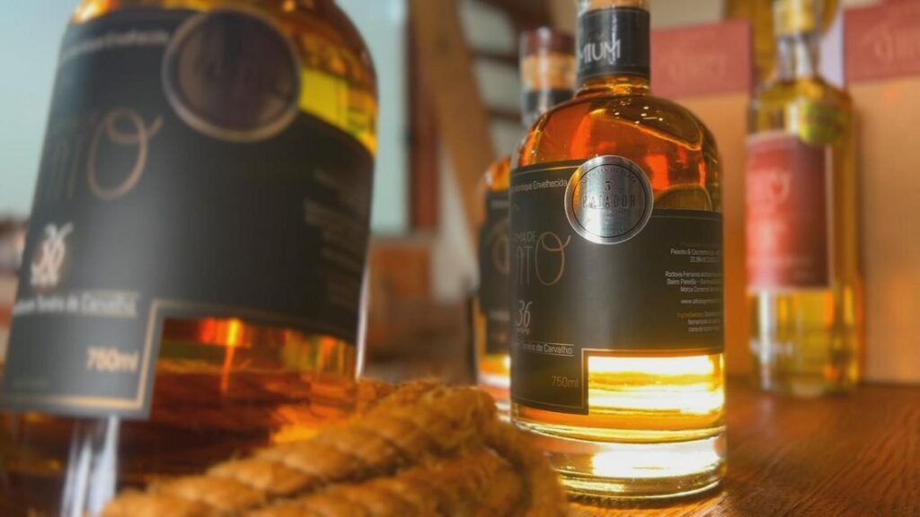 Alambiques Mantêm Tradição Da Cachaça Artesanal De Qualidade