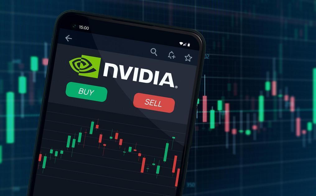 CEO Nvidia Projeta Receita Bilionária Com Chips De IA
