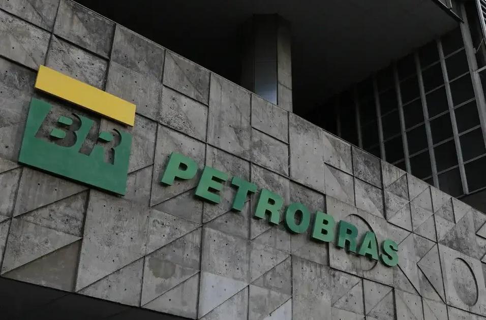 Petrobras Registra Lucro Líquido e Cresce na Produção