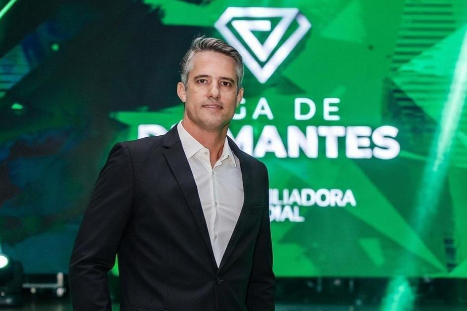 Imobiliária Aos 95 Anos Navega Boom Do Aluguel E Juros