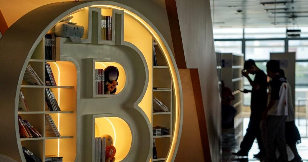 Piora No Mercado: Bitcoin Enfrenta Pior Semana Desde a FTX